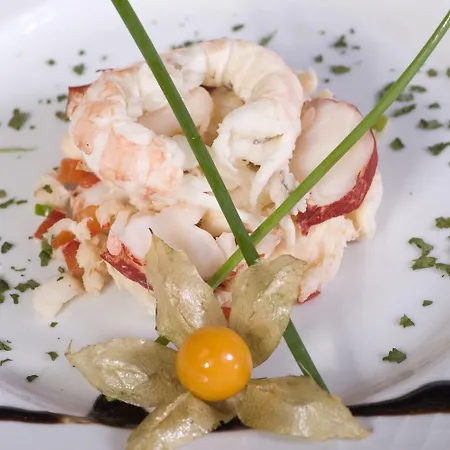 リアゾール ホテル 4*